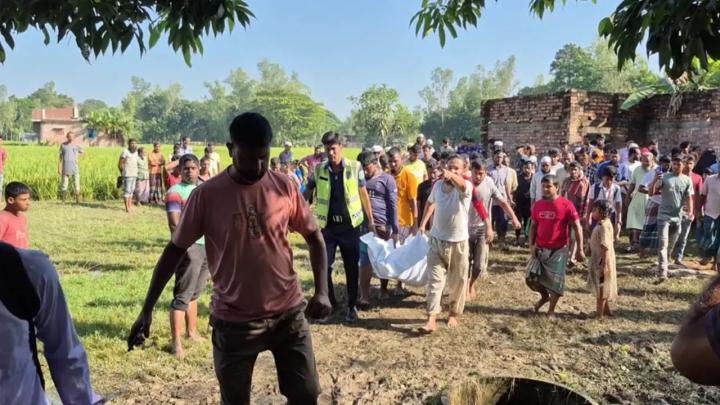 নিহতের মরদেহ উদ্ধার করেছে পুলিশ। ছবি : সংগ্রহীত